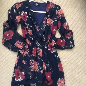 Lulu’s navy floral long sleeve dress xs